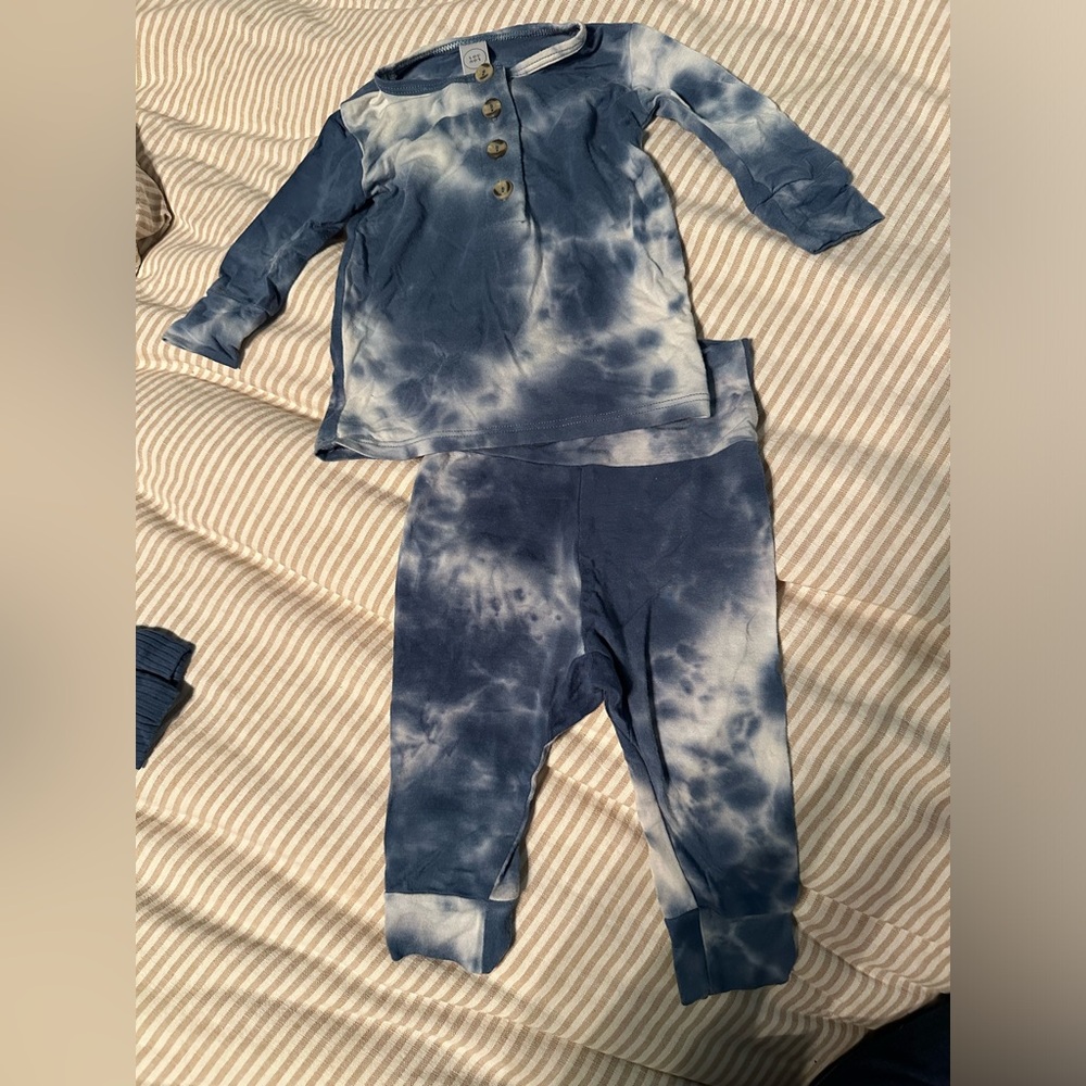 Lou Lou & Company HEATH blue tie dye top and bottoms 3-6 months